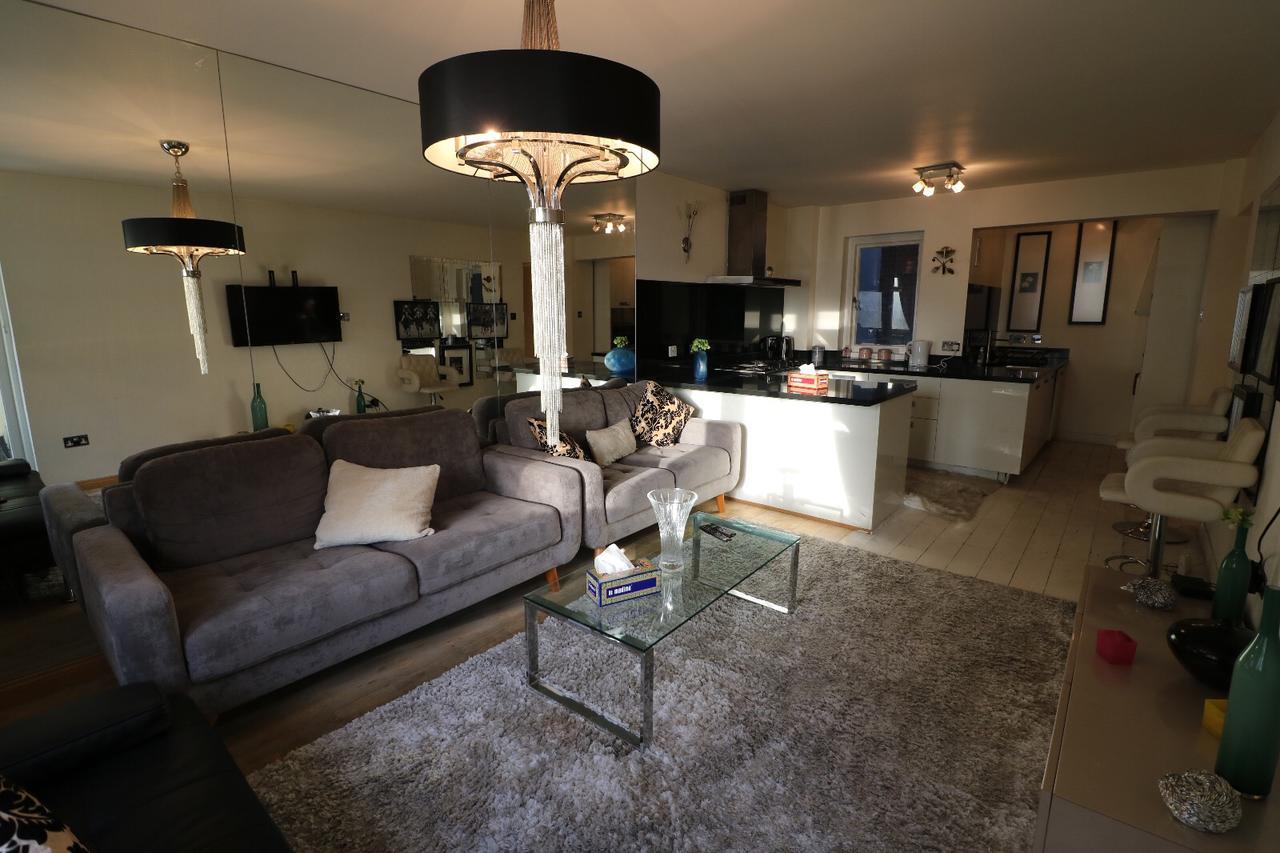 Knightsbridge Apartment